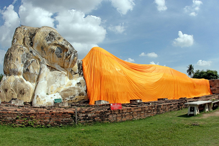 Ayutthaya Temples Private Day Tour from Bangkok Luxury Van for Group up to 9 PAX