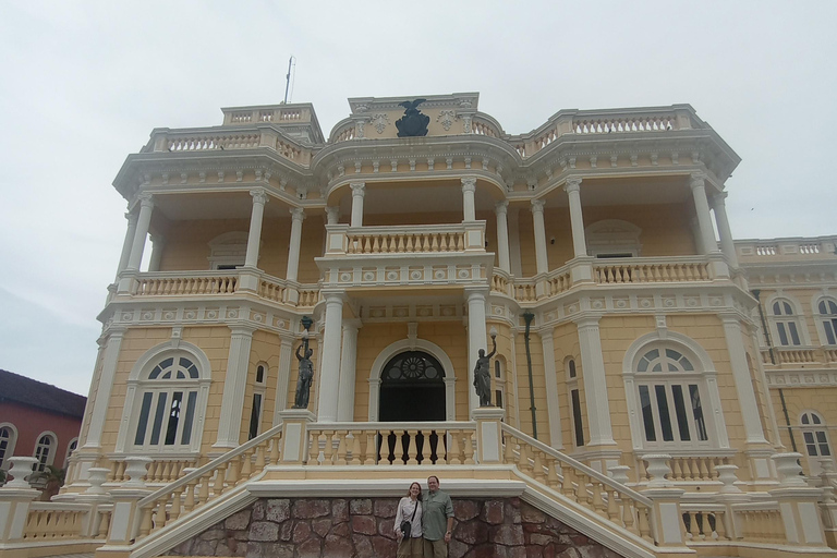 Manaus: City Tour with Local Guide and Hotel Pickup