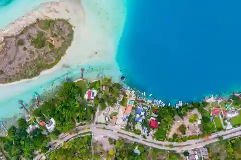 Bacalar Tour with Lunch and Boat Experience