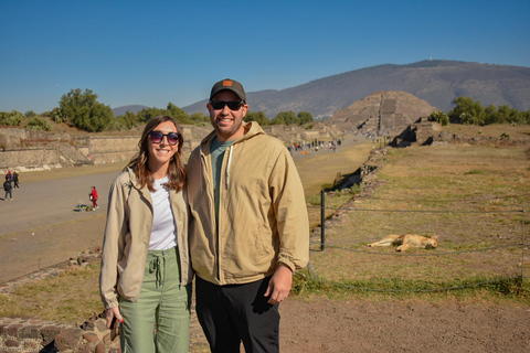 Teotihuacan Pyramids complete without shops or restaurantsFrom CDMX: Teotihuacan Pyramids Day Trip with Entry &amp; Guide