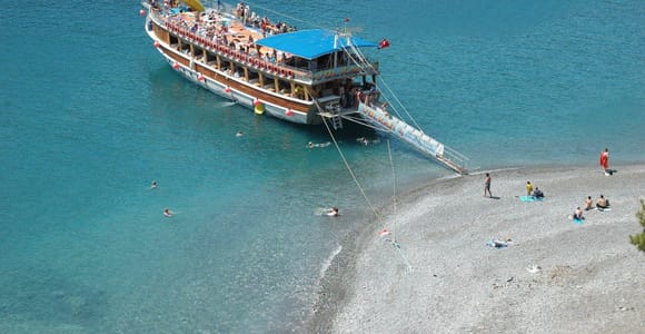ölüdeniz: Sunset Boat Tour with Swimming and Dinner