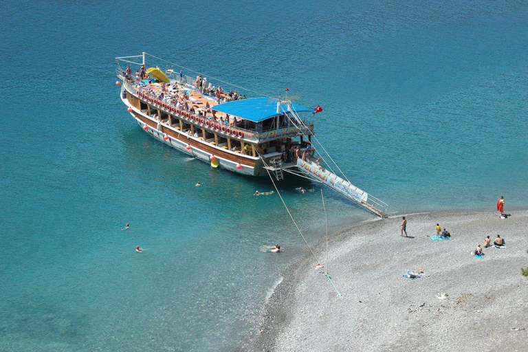 Fethiye: Relaxing Boat Tour with Lunch and Swim Stops