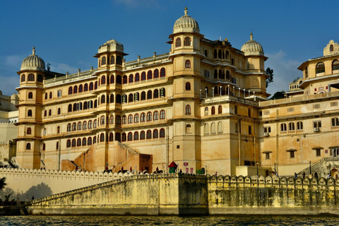 9-Day Golden Triangle & Udaipur Tour with Holi Celebration