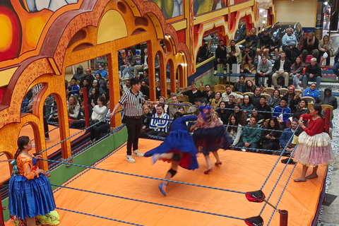 El Alto: Cholitas Wrestling Show - Entry Ticket + Snacks Coliseo 12 de Octubre - Entry Ticket