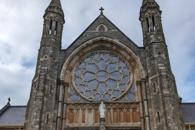 Visite à pied de Belfast Ouest, en langue allemande, sur le thème de la politique