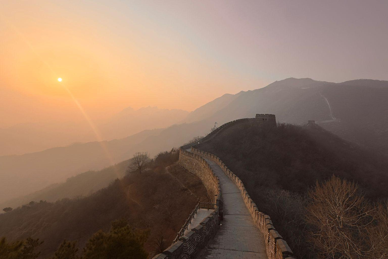 Beijing: Private Mutianyu Great Wall Evening Experience