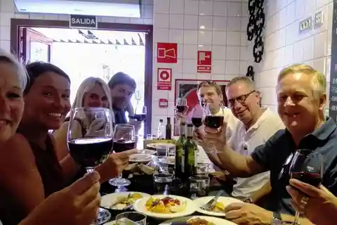 Madri: Almoço com vinho e tapas