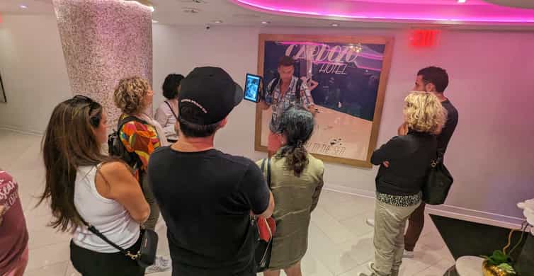 Award-winning Art Deco & History Walking Tour photo 2