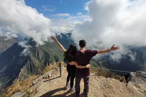 From Cusco: Machu Picchu & Waynapicchu Mountain with tickets