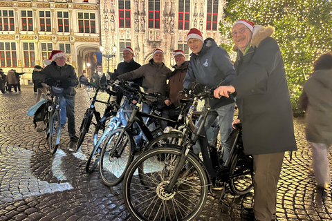 Bruges: Wicked Christmas Bike Tour Experience with a Local