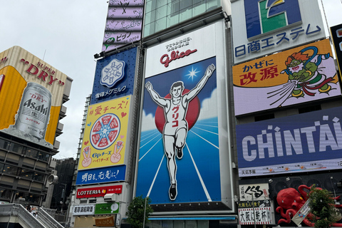 Osaka - en privat rundtur En privat guidad promenad med 5 sevärdheter som måste ses