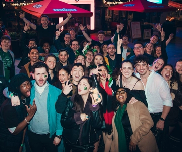 Central London Pub Crawl with Drink Deals
