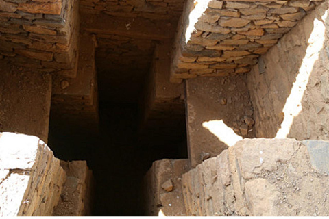 Von Addis Abeba aus: 2-tägige Tour zu den Kirchen von Tigray und AxumVon Addis Abeba aus: 2-tägige Tour zu den Kirchen von Tigray und nach Axum