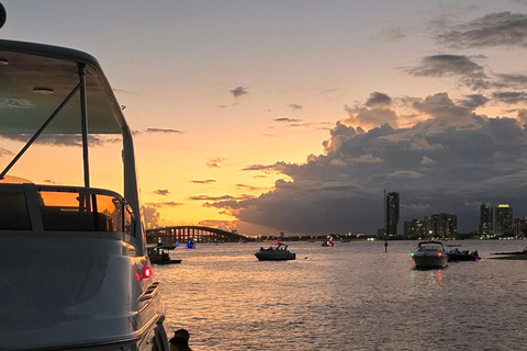 Private Yachtfahrt, Biscayne Bay, Miami Beach. 52Fuß