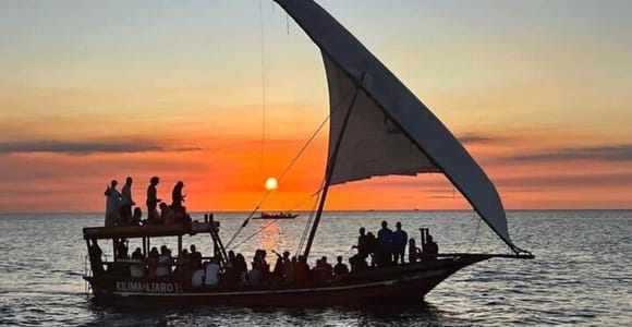 Stone town: Sunset Dhow Cruise with Drinks, Snacks & Music