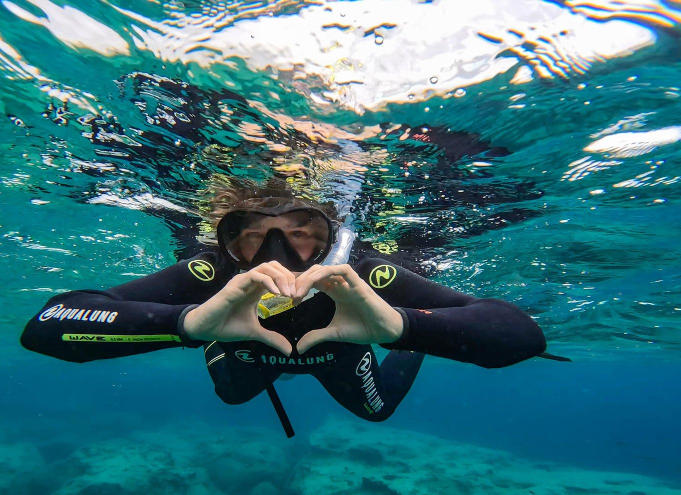 Guidet tur med snorkling i smukke Marathopoli