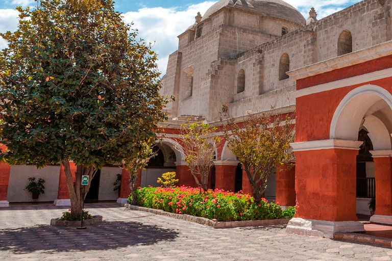 Arequipa: Food and City Tour with a Local Guide