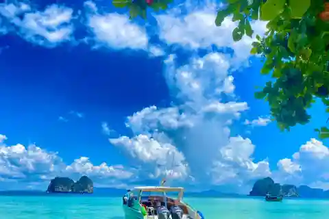 Ko Lanta: 4 Islands and Emerald Cave Snorkeling Trip