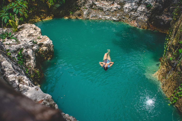 Puerto Morelos: Tour of two cenotes with lunch included. Mayan Museum and Cenotes Tour - Cancun Transportation