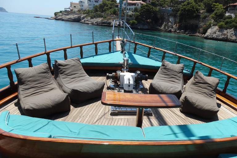 Agistri, Moni, and Aegina Sailing Yacht Cruise