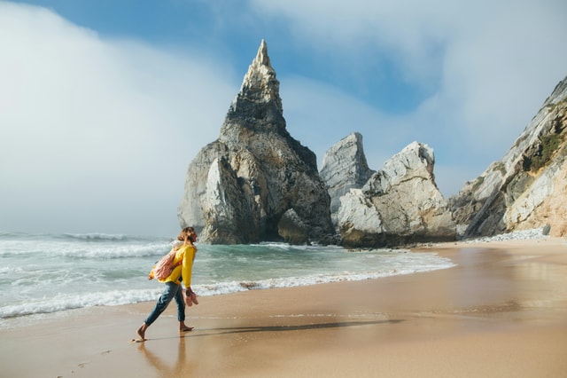 From Lisbon: Sintra's Scenic Atlantic Coast Tour to Cascais