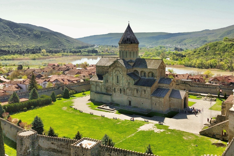 Jvari, Mtskheta, Gori &amp; Uplistsikhe rondreis vanuit Kutaisi