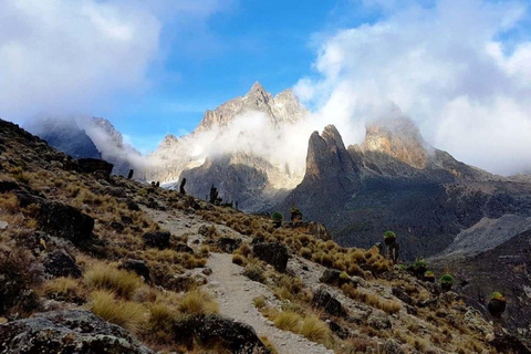 Safari di arrampicata sul Monte Kenya di 4 giorni