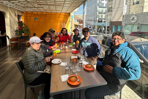 La Paz: Sunrise hike Animas Valley+ Moon Valley+ La Paz tour