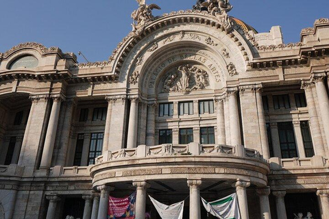 Cidade do México: tour exclusivo pelo Palácio de Bellas ArtesTour PRIVADO no Palácio de Belas Artes