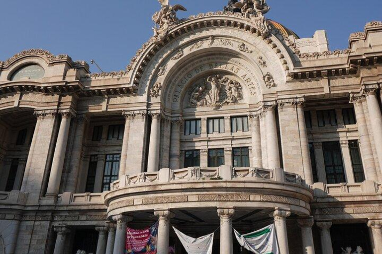 Cidade do México: tour exclusivo pelo Palácio de Bellas ArtesTour PRIVADO no Palácio de Belas Artes