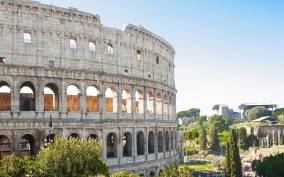 Rome: Colosseum and Roman Forum Ticket with Audio Guide App