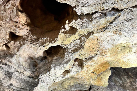 From Albir, Benidorm & Calpe: Jalon & Caves of Skulls Tour From Calpe with Meeting Point at Suitopia