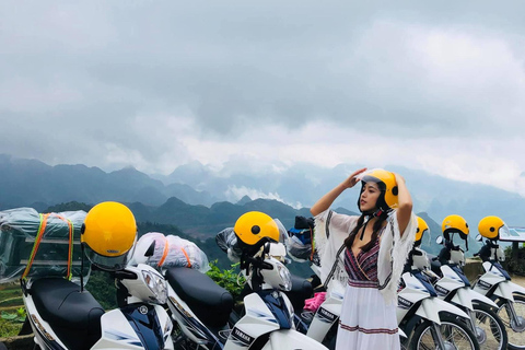 3-tägige Ha Giang Motorrad Tour ab Sa Pa mit FahrerLandung in Ha Giang