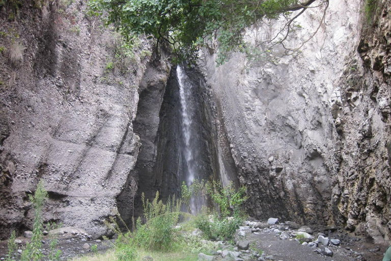 Mount Meru: 4-tägige geführte Wanderung mit Verpflegung4-tägige geführte Besteigung des Mount Meru mit Verpflegung