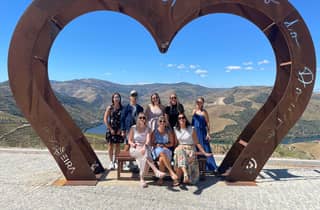 Porto: Douro-Tal Weintour mit einem Sommelier & Bootsfahrt