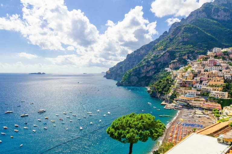 Excursión Privada en Barco de Día Completo por la Costa Amalfitana desde Amalfi