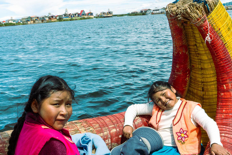 Puno: Lake Titicaca, Uros, & Sillustani Tour with Lunch