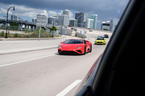 Miami: experiencia definitiva de conducción en Lamborghini HuracánMiami: Experiencia de conducción definitiva en un Lamborghini Huracán