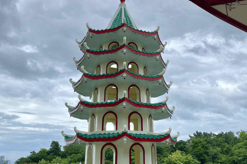 Cebu City: Heritage and Uphill Tour with 10,000 Roses