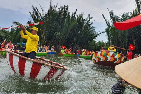 Hoi An: Tour en barco con servicio de recogida del hotel y almuerzo en Hang