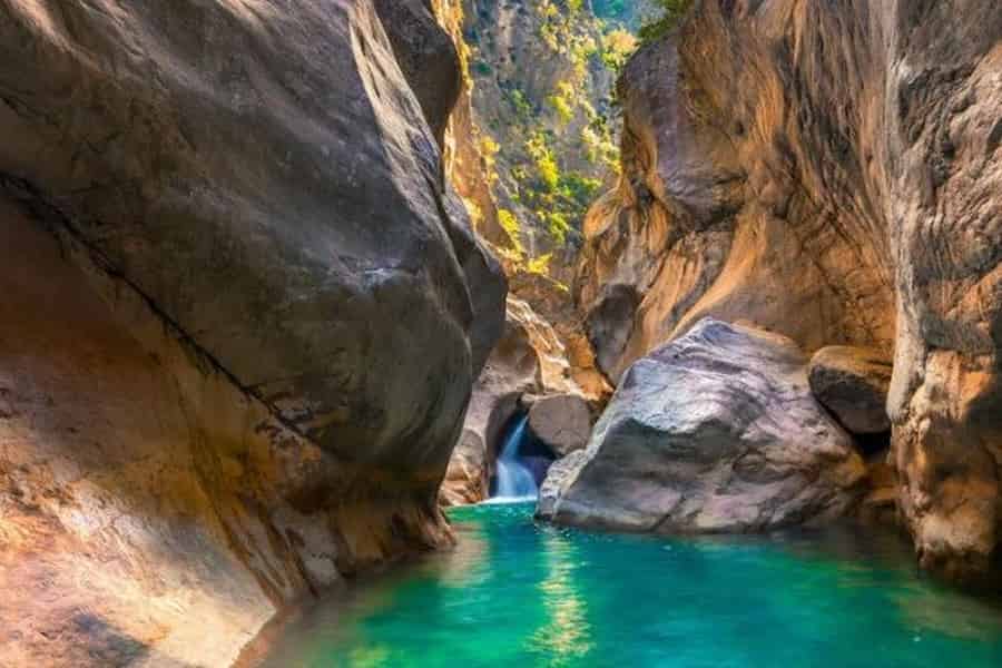 Fethiye: Jeep-Safari nach Saklıkent und zu Wasserfällen mit Mittagessen. Foto: GetYourGuide Fethiye: Jeep-Safari nach Saklıkent und zu Wasserfällen mit Mittagessen. Foto: GetYourGuide