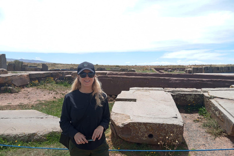 From La Paz: Tiwanaku and Chacaltaya Day Trip
