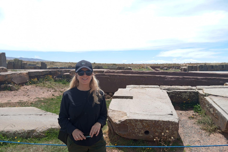 From La Paz: Tiwanaku and Chacaltaya Day Trip
