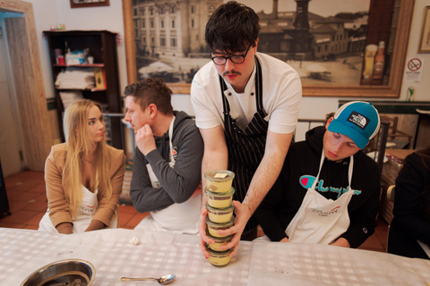 Rome: Pizza and Tiramisu Cooking Class near Piazza Navona