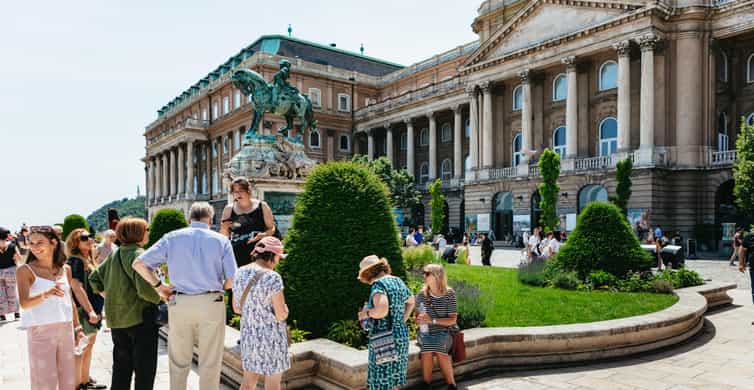 3-Hour Orientation Walking Tour of Buda and Pest photo 13