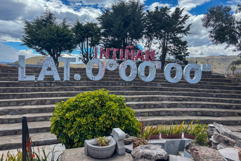 FullDay Quito: Middle of the World, Cable Car, Old Town