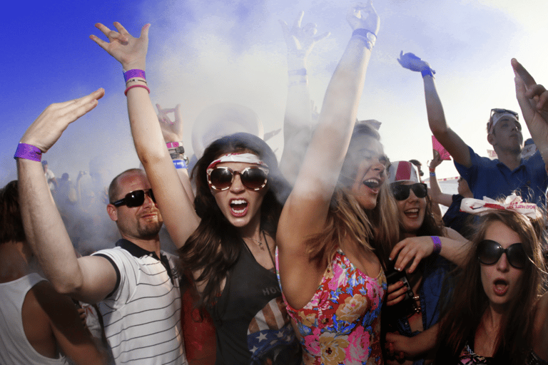 Ibiza: Sunset Boat Party, Club Entry & O Beach (2-Day Pass)