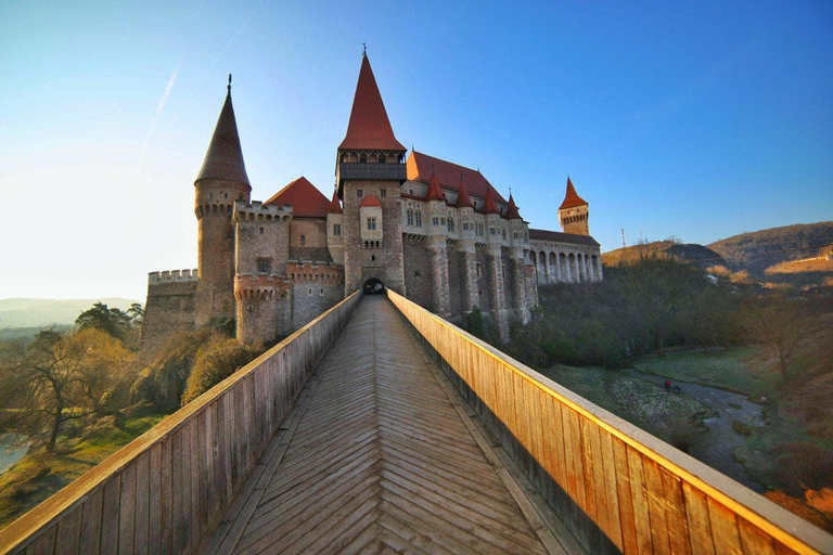 Brasov: Corvin Castle Private Tour with Entry Ticket