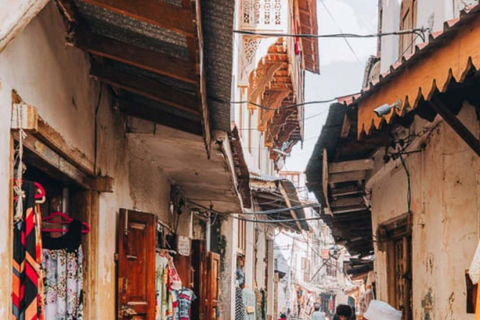 Zanzibar: Wycieczka do delfinów Mnemba, Stone Town i Prison Island