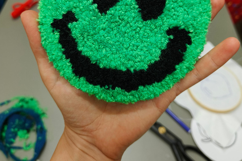 Thessaloniki: Punch Needle Workshop. Ein kreatives, lokales Erlebnis.Thessaloniki: Punch Needle Workshop. Ein kreatives, lokales Erlebnis